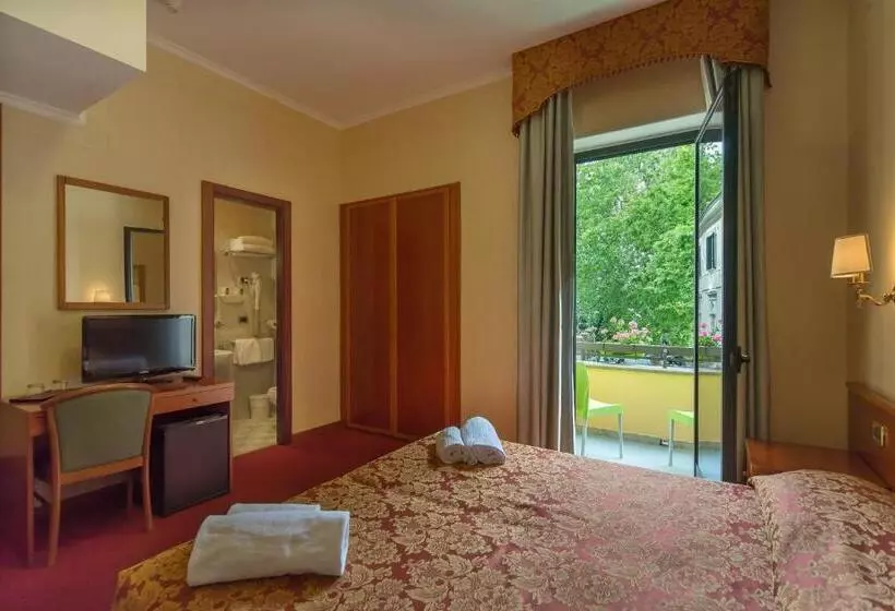 Hotel Columbus Sul Lago