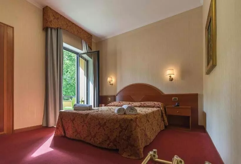 Hotel Columbus Sul Lago