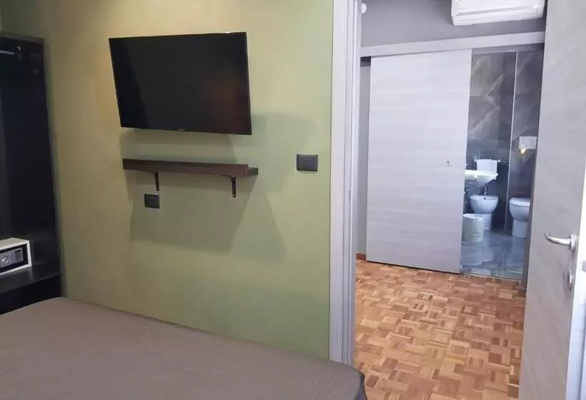 هتل Europa Art Caserta