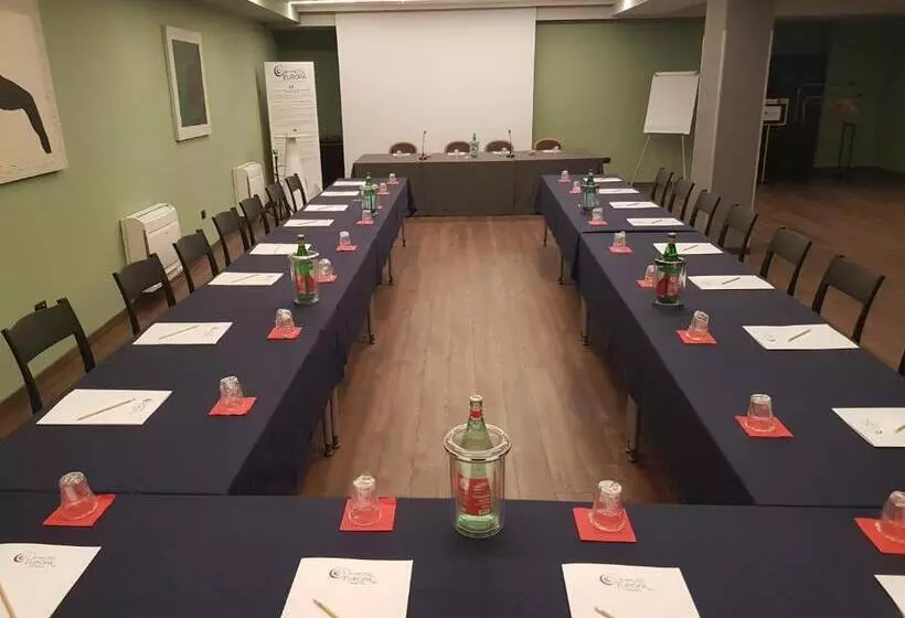 هتل Europa Art Caserta