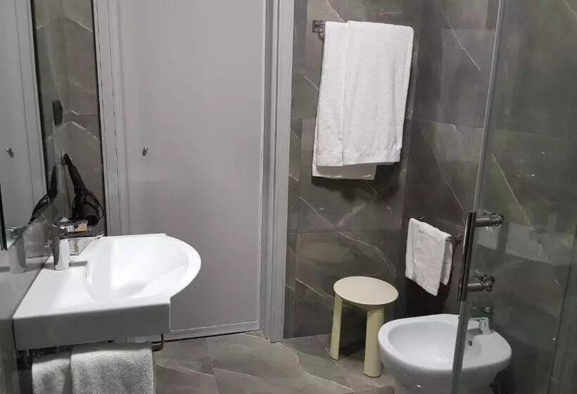 هتل Europa Art Caserta