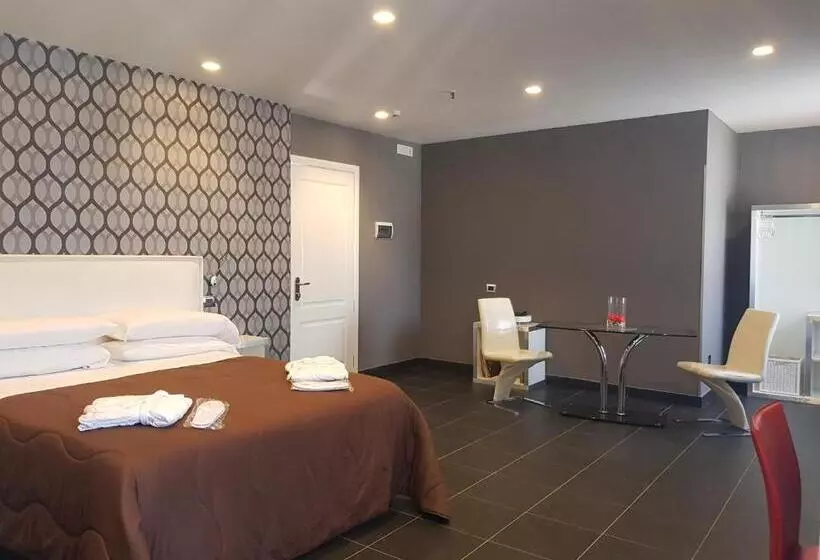 هتل Europa Art Caserta