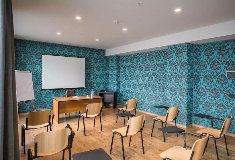 هتل Europa Art Caserta