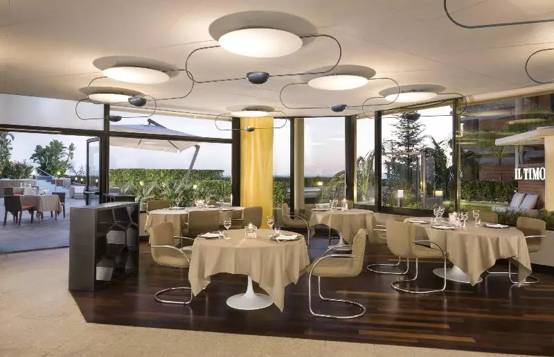 هتل Four Points By Sheraton Catania