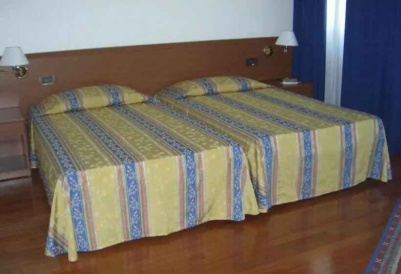 בית מלון כפרי Genziana