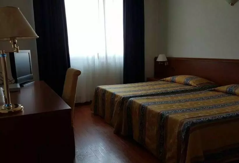 בית מלון כפרי Genziana