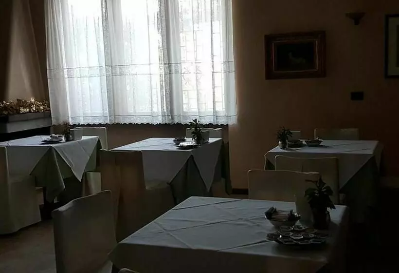 בית מלון כפרי Genziana