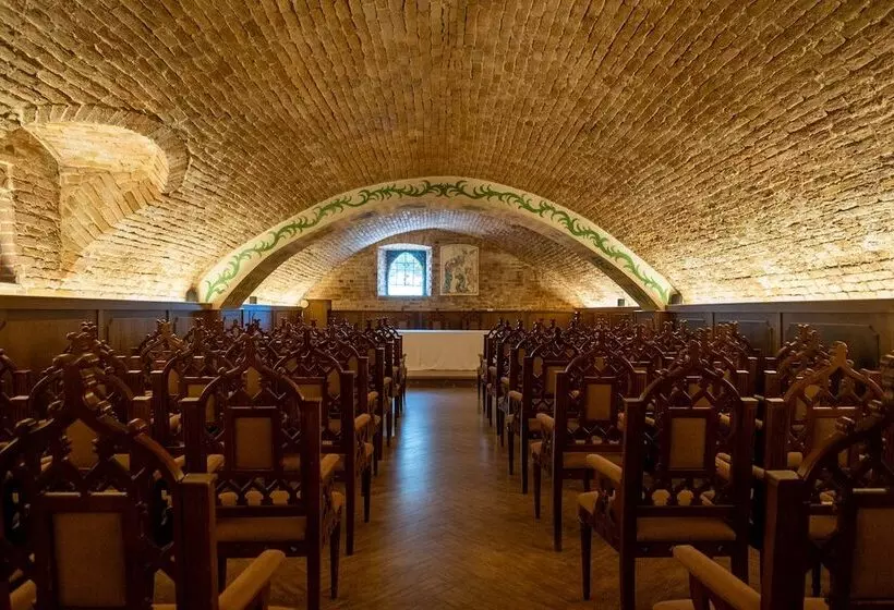 Hotel Il Castello Di San Gaudenzio