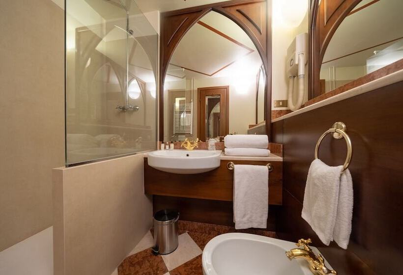 Hotel Il Castello Di San Gaudenzio