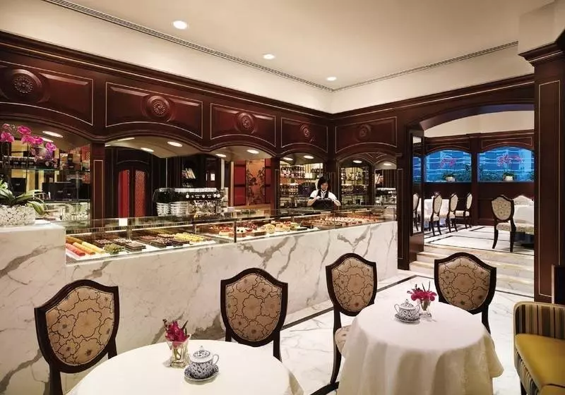 هتل Island Shangrila, Hong Kong