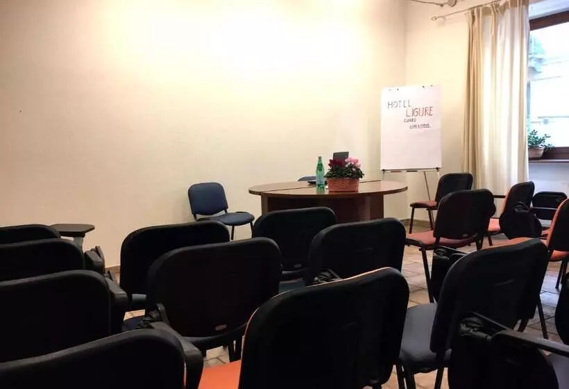 هتل Ligure