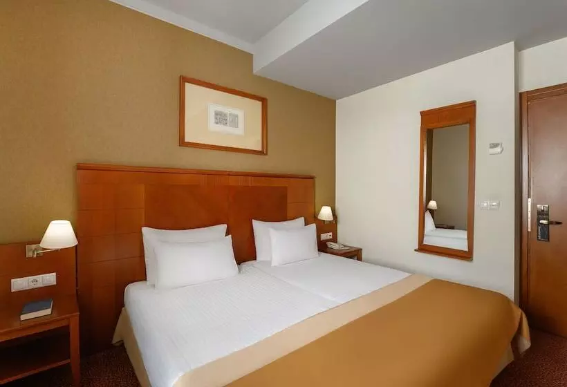 Hotel Mercure Szekesfehervar Magyar Kiraly