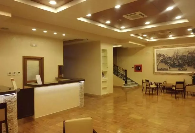 בית מלון כפרי Moderno