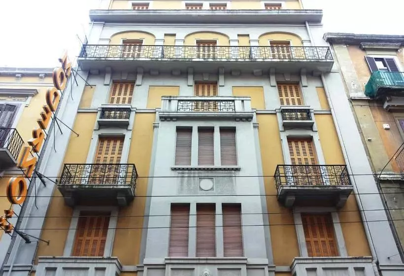 בית מלון כפרי Moderno