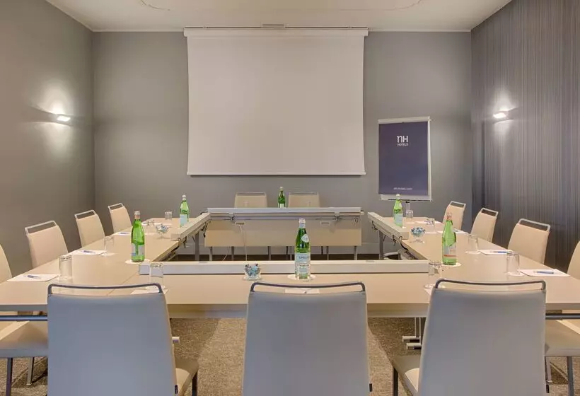 هتل NH Bologna De La Gare