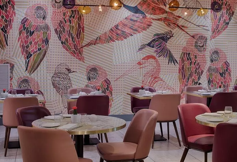 هتل NH Bologna De La Gare