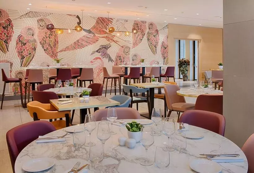 هتل NH Bologna De La Gare