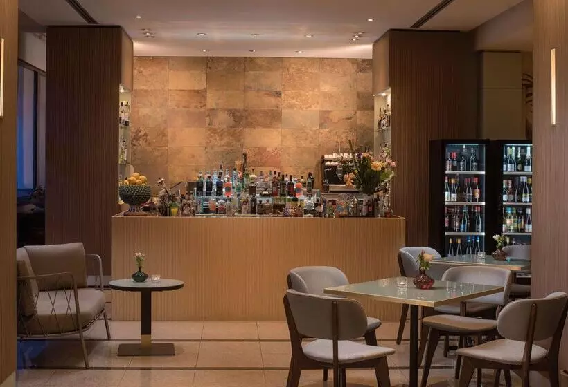 هتل NH Catania Centro