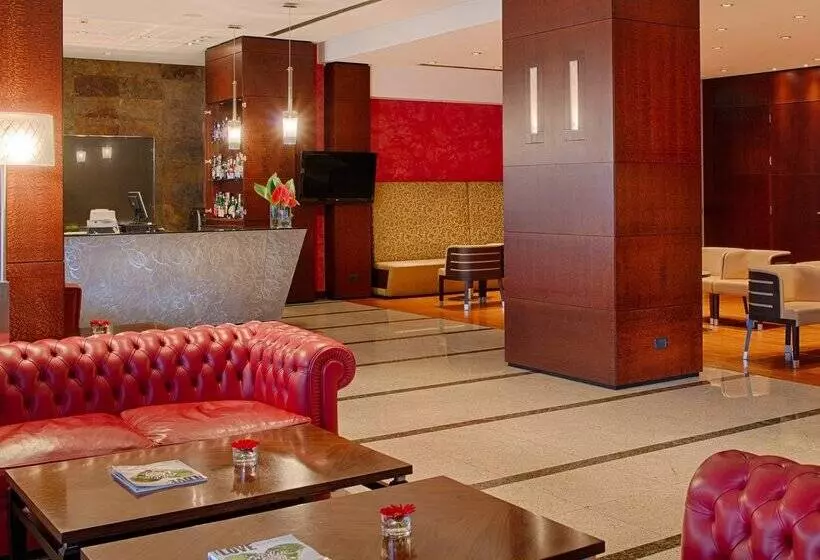 هتل NH Catania Centro