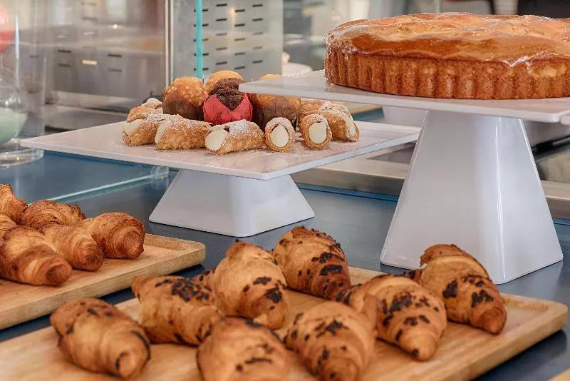 هتل NH Catania Centro