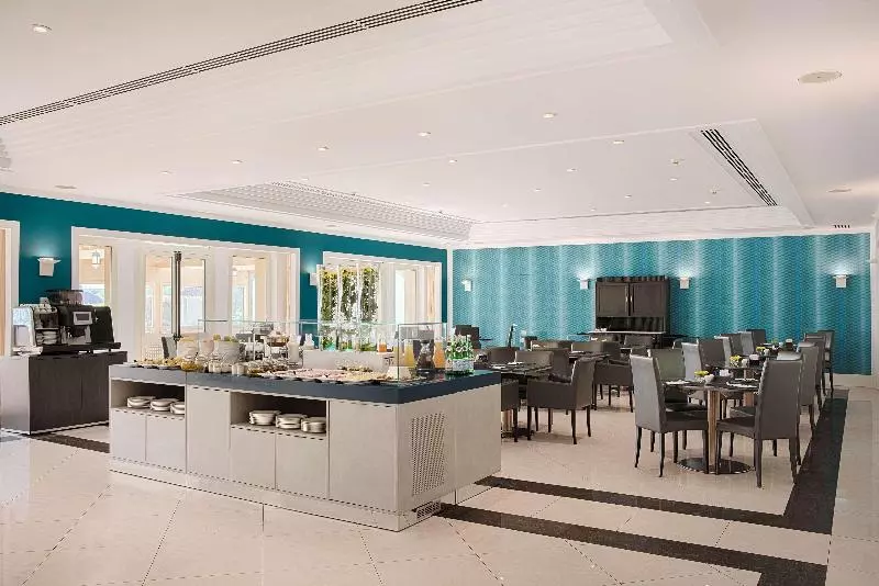 هتل NH Catania Centro