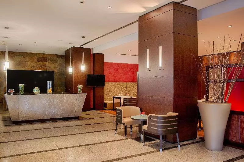 هتل NH Catania Centro