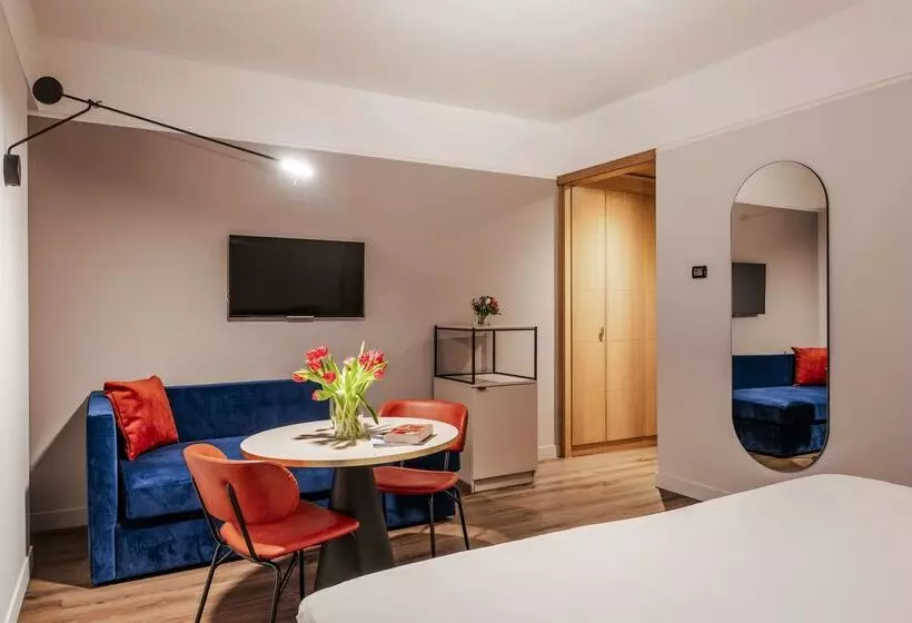 هتل NH Catania Centro