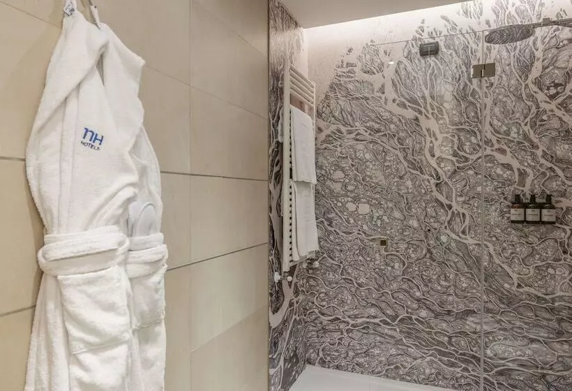 هتل NH Catania Centro