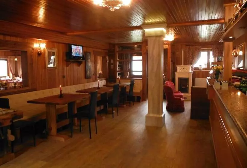 فندق Ristorante Belvedere