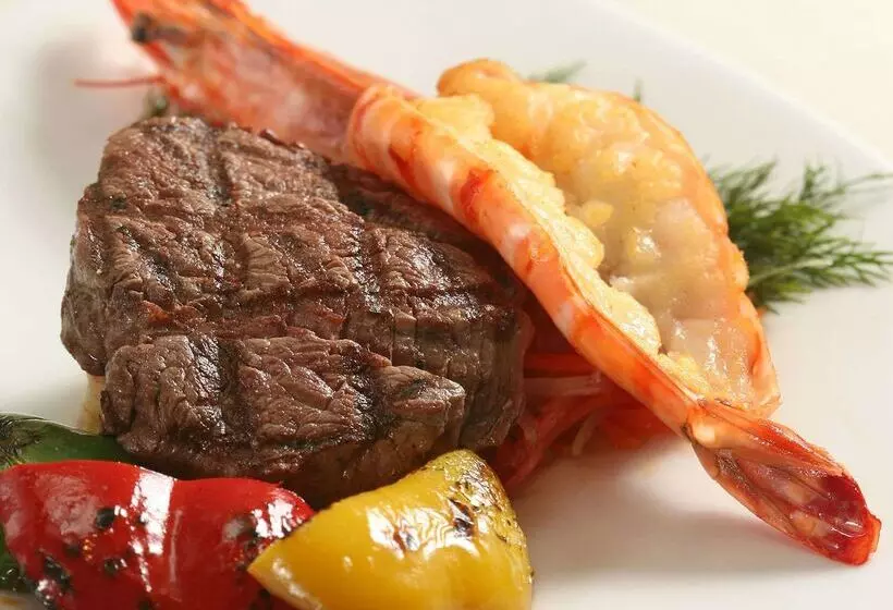 هتل The Royal Garden