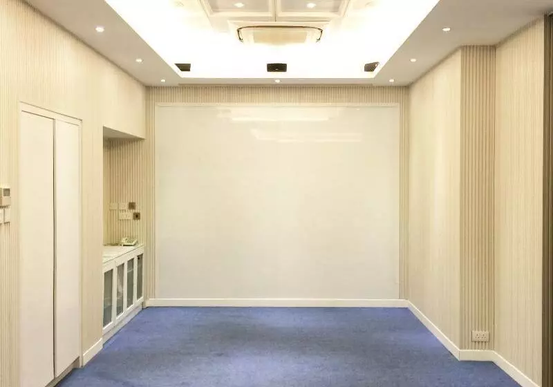 فندق Silvermine Beach Resort