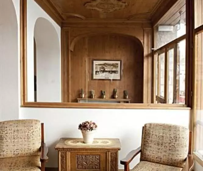 בית מלון כפרי Villa Argentina