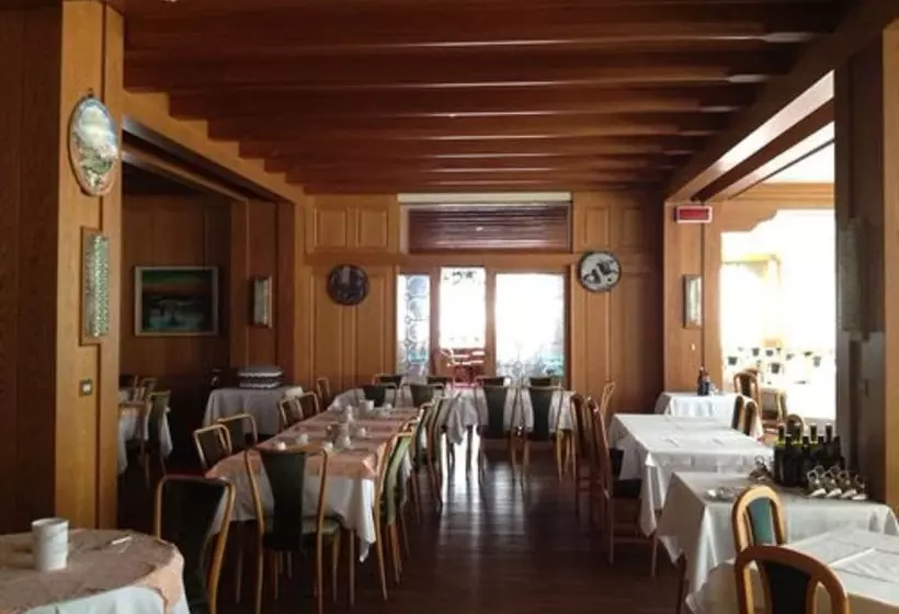 בית מלון כפרי Villa Argentina