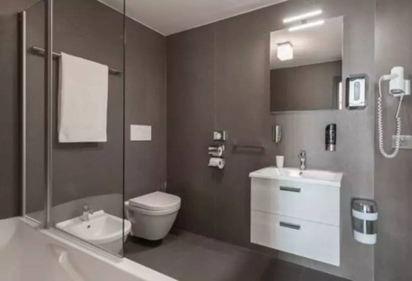 בית מלון כפרי Villa Argentina