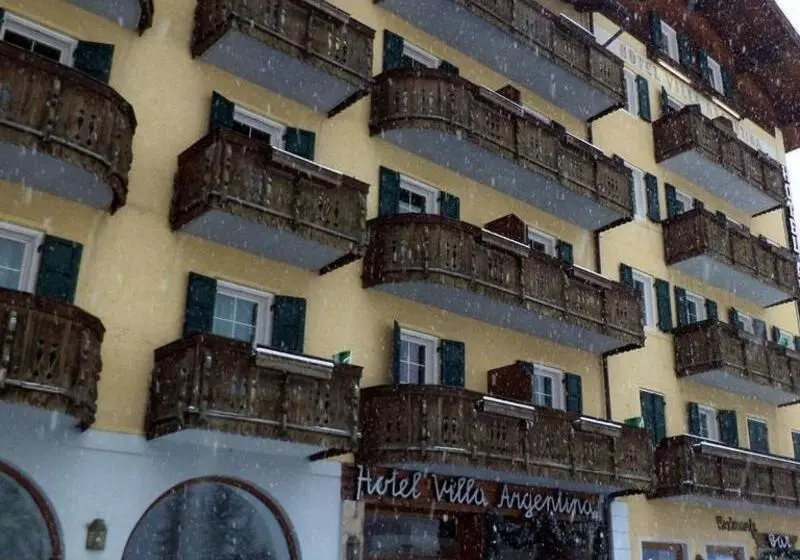 בית מלון כפרי Villa Argentina