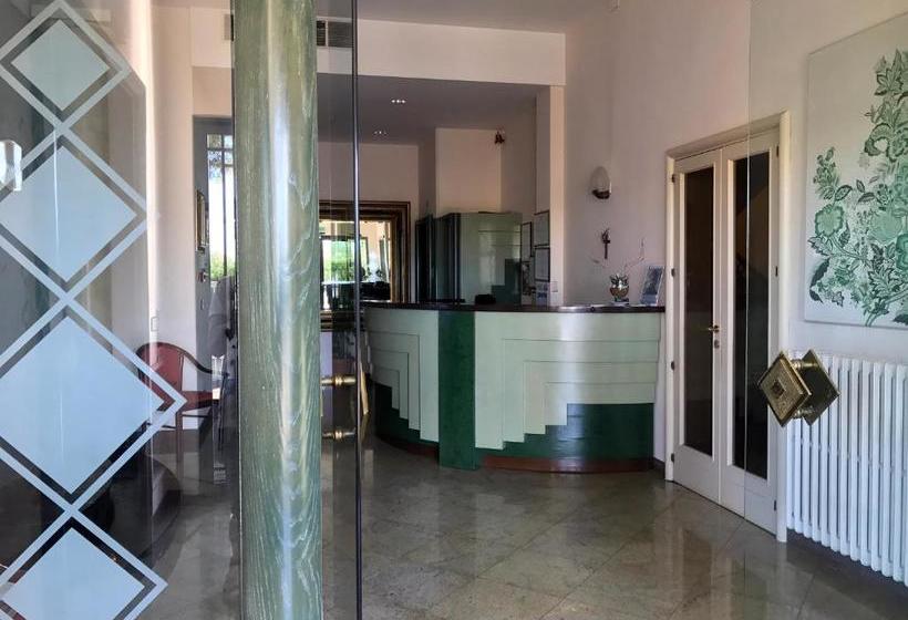 ホテル Villa Jole