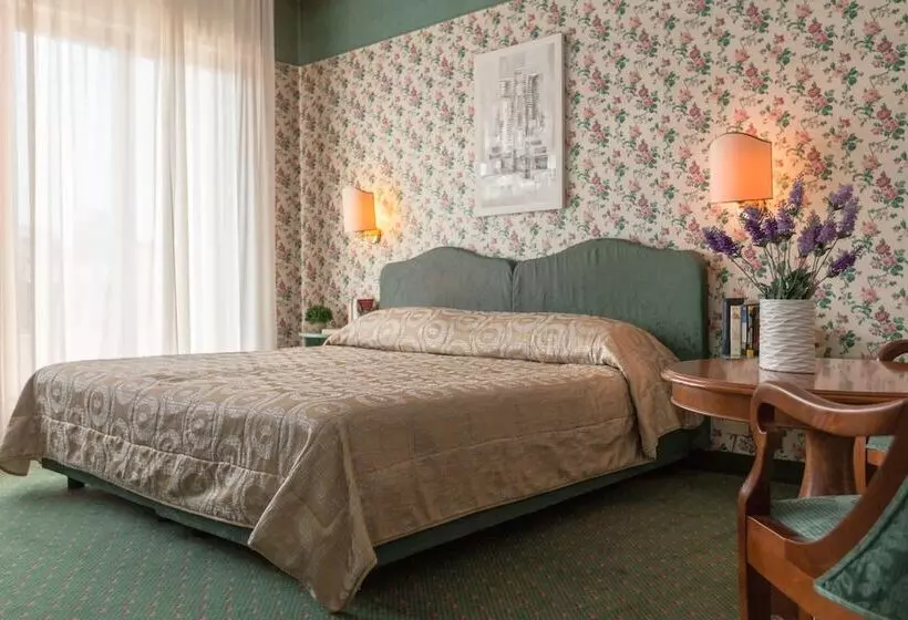 La Residence & Idrokinesis