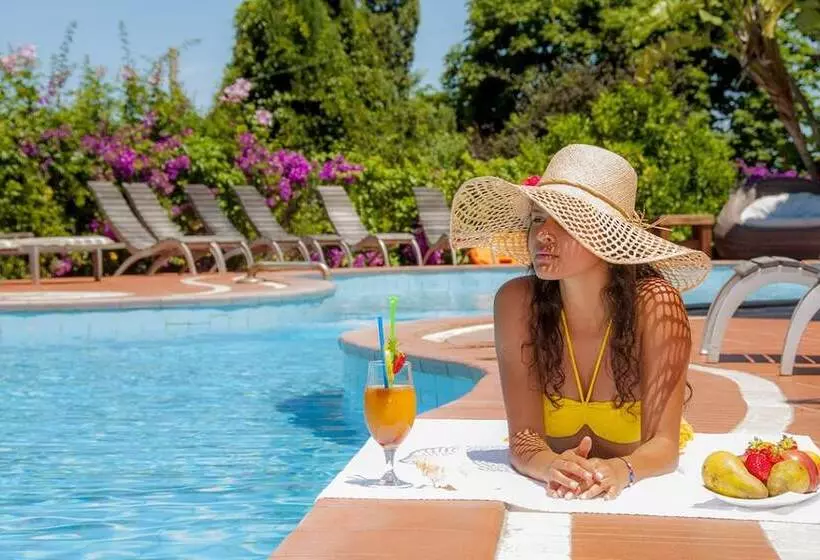 호텔 Cernia Isola Botanica