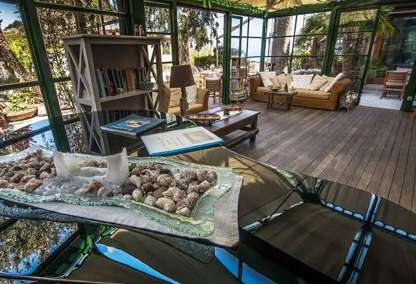 호텔 Cernia Isola Botanica