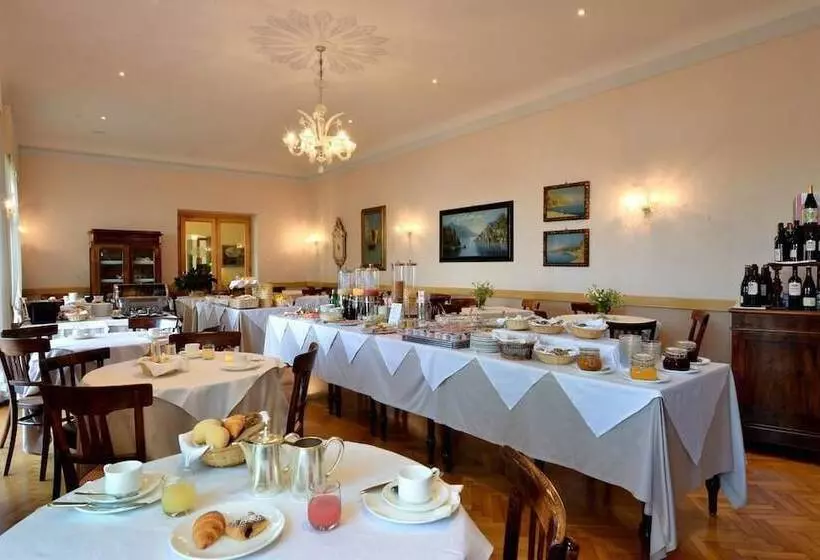 호텔 Monte Baldo E Villa Acquarone