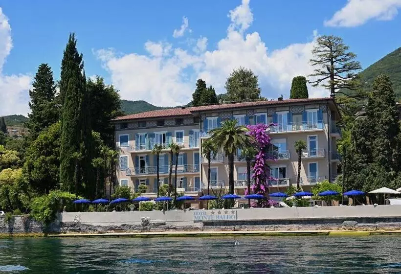 호텔 Monte Baldo E Villa Acquarone