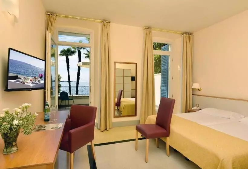 호텔 Monte Baldo E Villa Acquarone