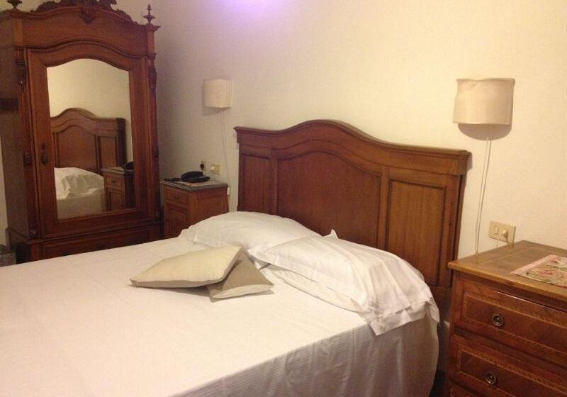 فندق Pensione Bencista