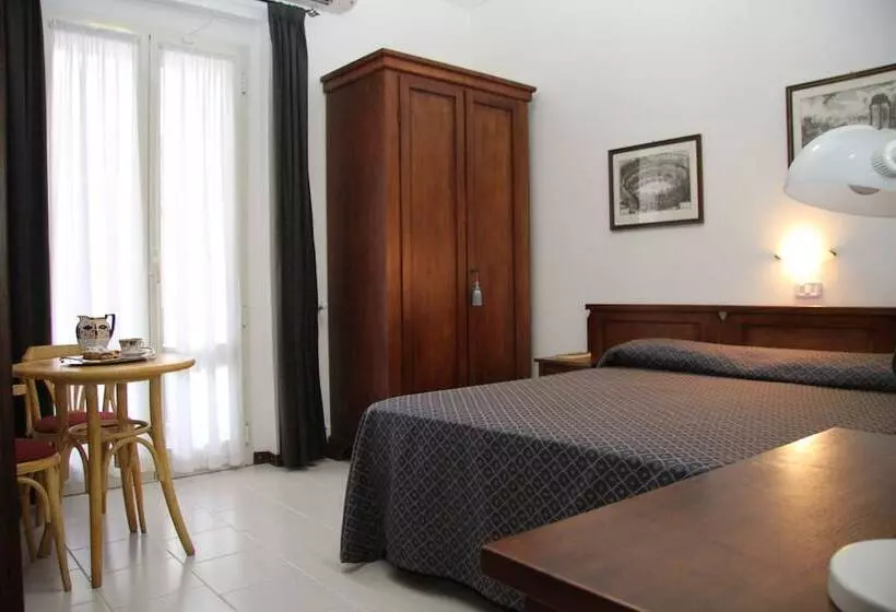 Отель Residence I Due Pini