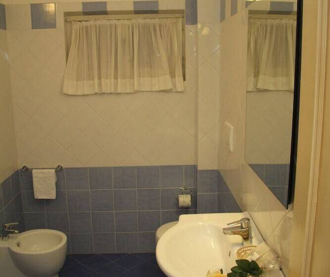 בית מלון כפרי Residence I Due Pini