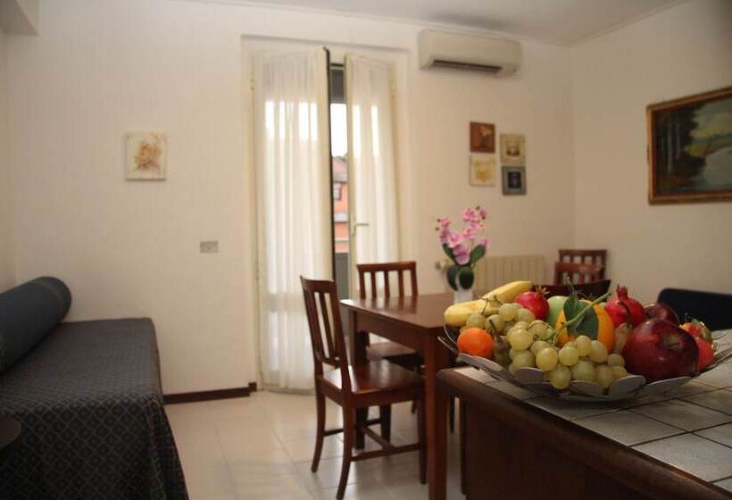 בית מלון כפרי Residence I Due Pini