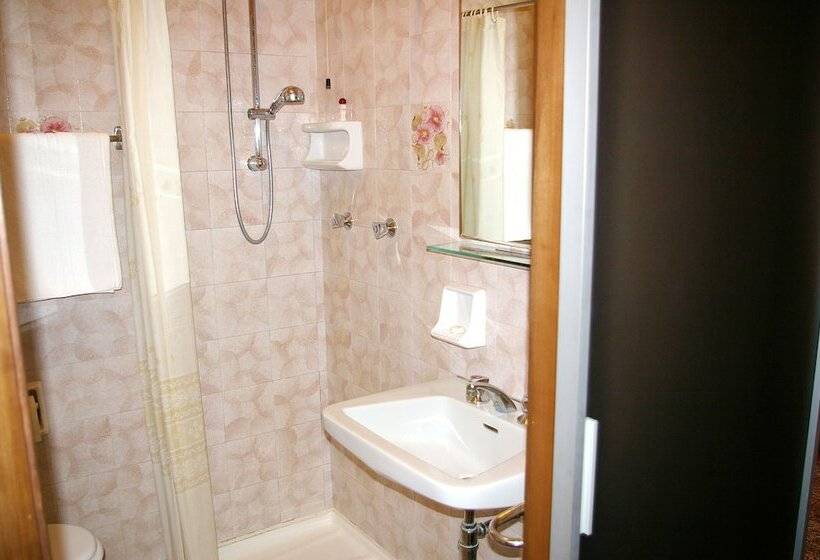 בית מלון כפרי Salieri