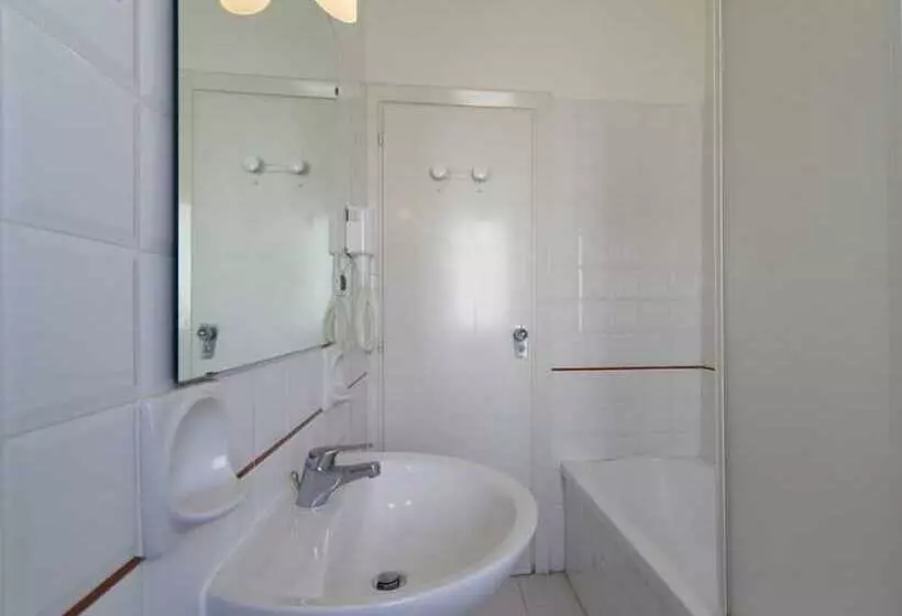 בית מלון כפרי Serapo