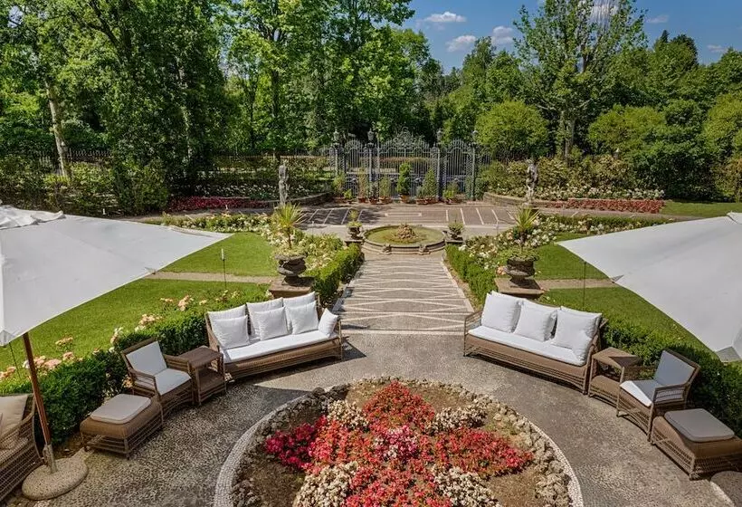 בית מלון כפרי Villa Cora