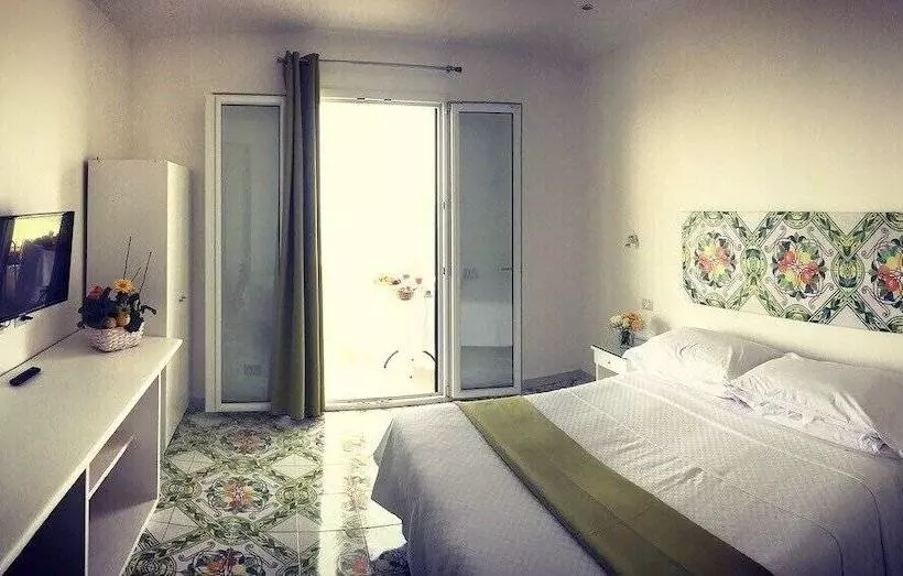 호텔 Villa Pina Antico Francischiello